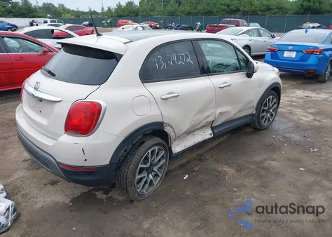 2016 Fiat 500X Trekking Plus из США, поврежденный, VIN ZFBCFXET4GP401319